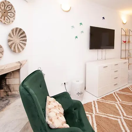 Apartment Windmill By Ocvillas