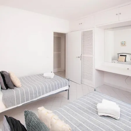 Apartment Windmill By Ocvillas